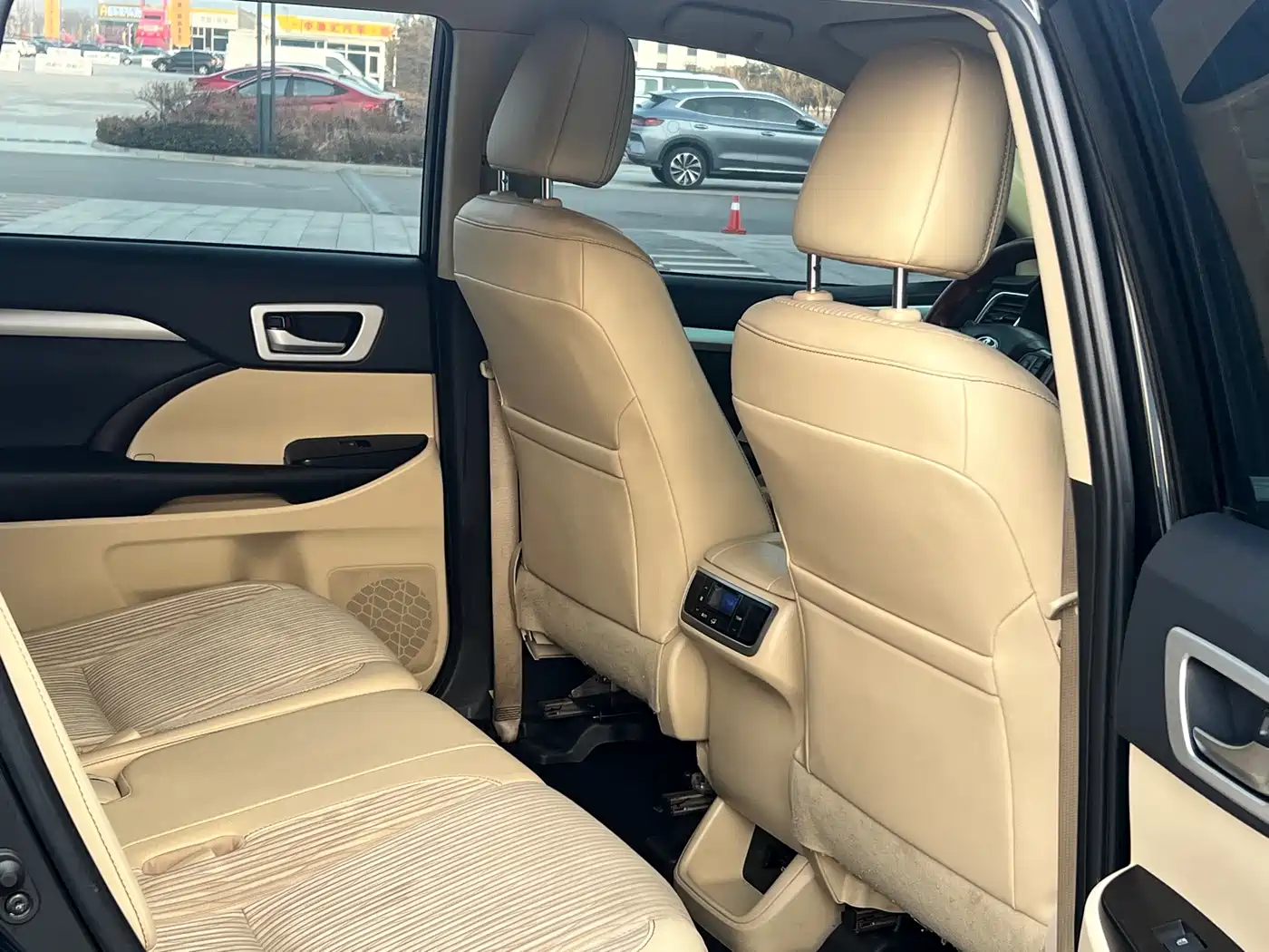 Toyota Highlander 2021 2.0T AWD Elite 7-Seater фото 10