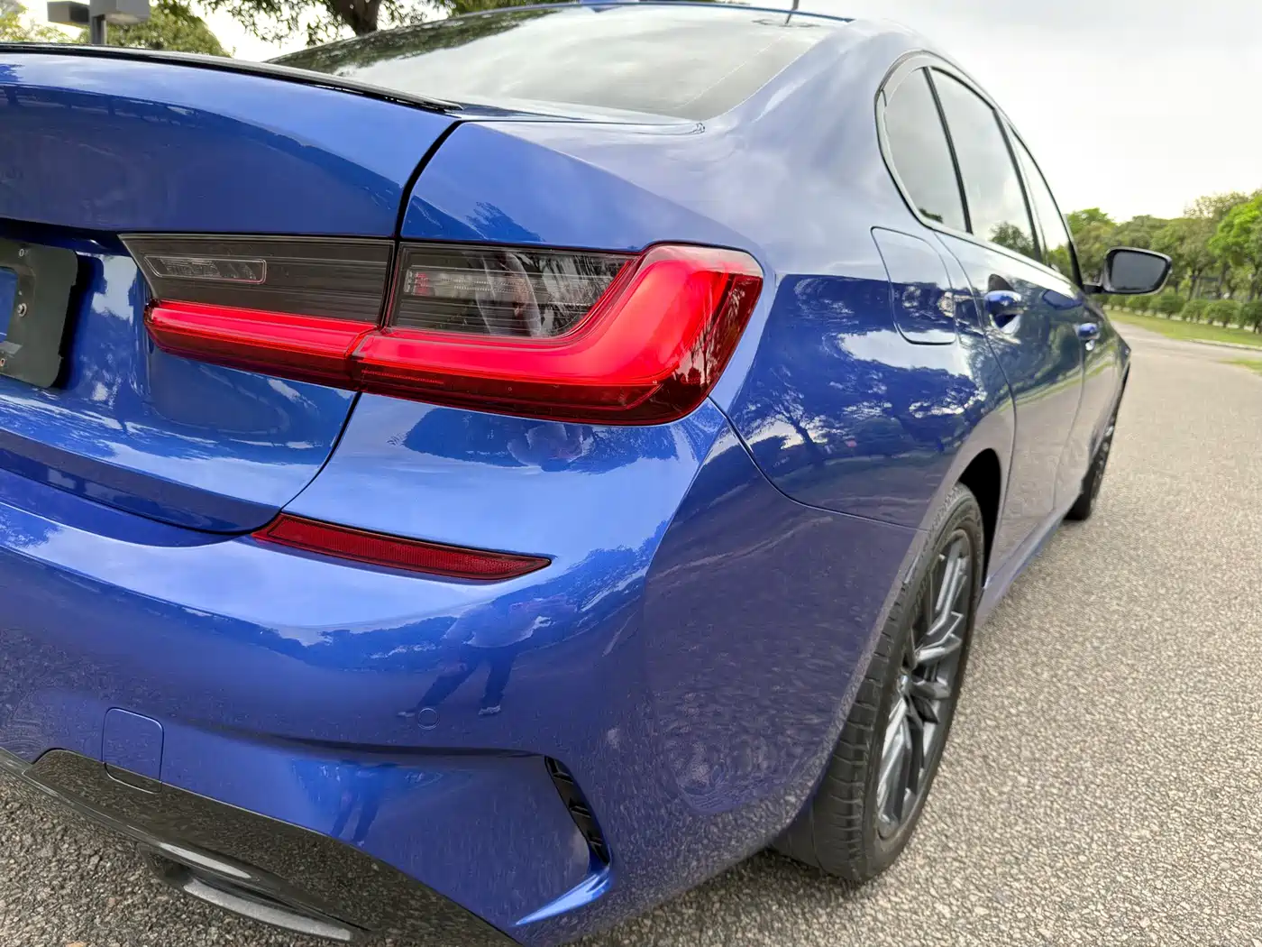 BMW 3 Series 2021 Facelift 325Li M Sport Shadow Edition фото 25
