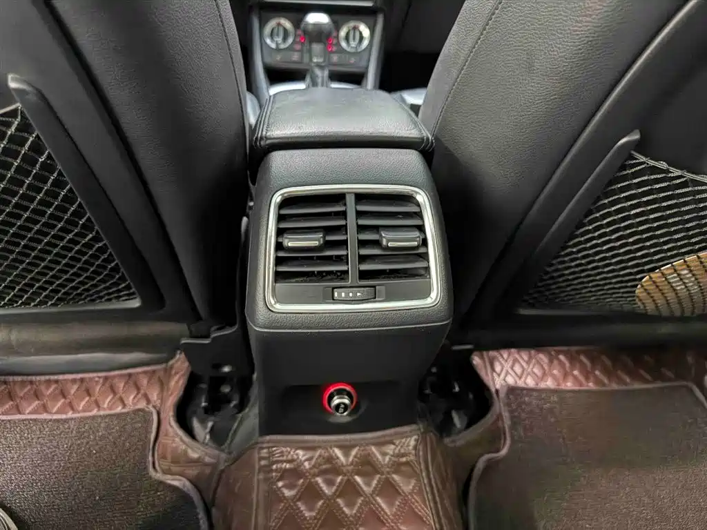 Audi Q3 2013 35 TFSI quattro Technology фото 12