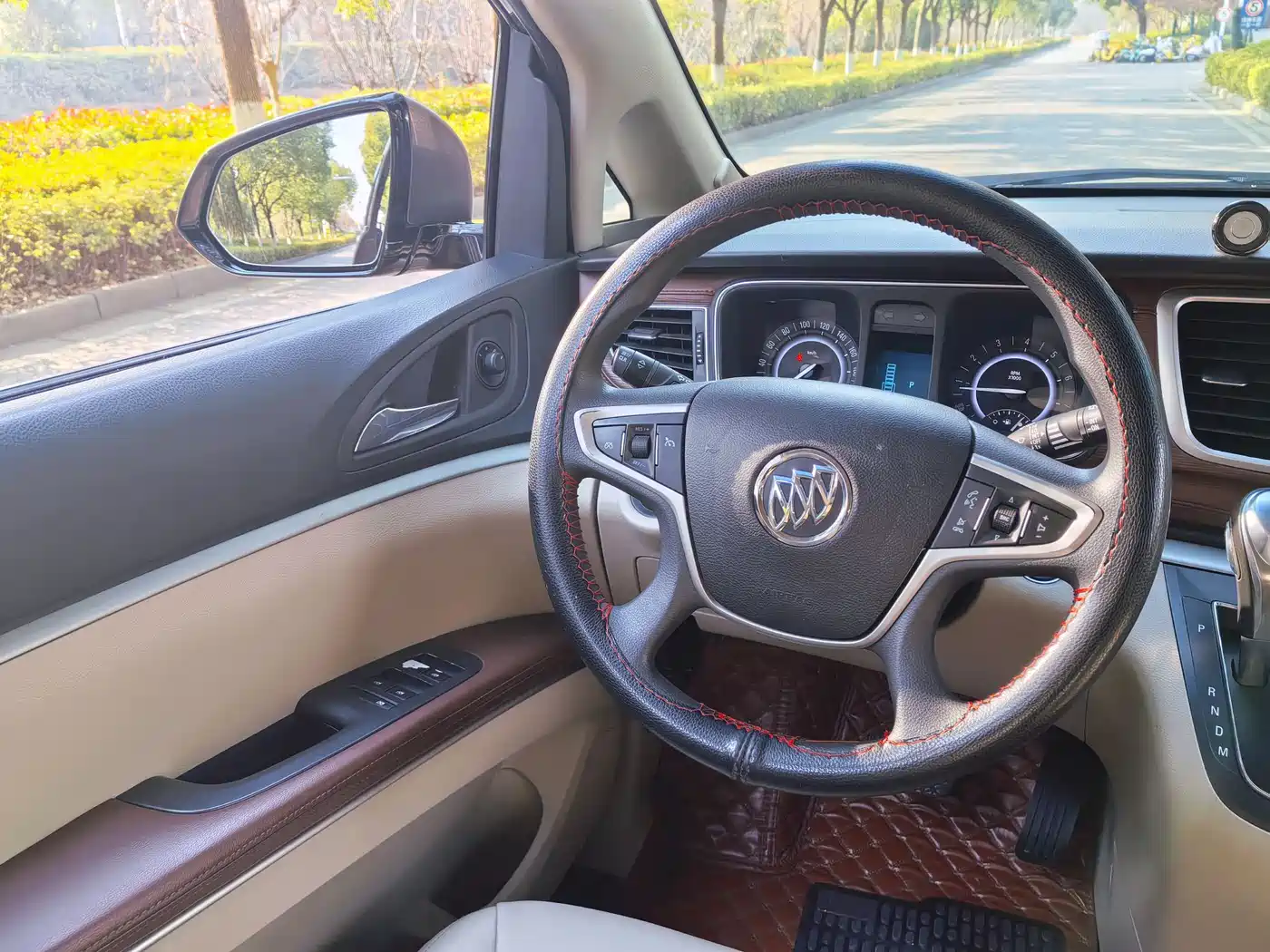 Buick GL8 2017 25S Comfort China V фото 11
