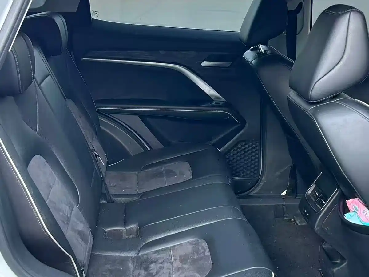 Фото 8 - Haval H6