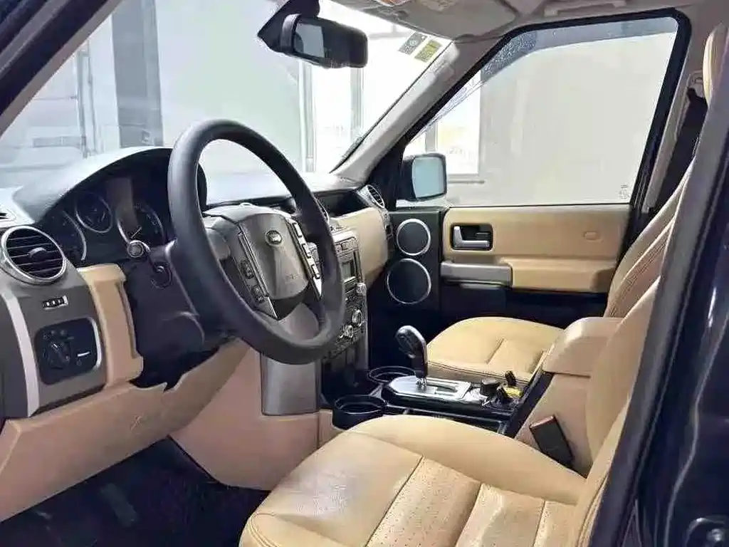 Фото 5 - Land Rover Discovery