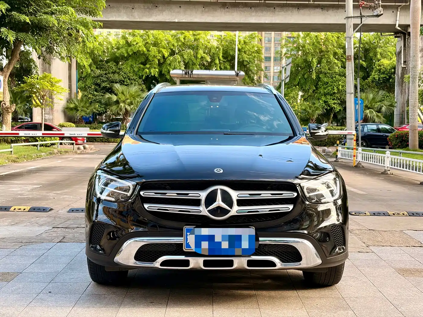 Mercedes-Benz GLC 2020 Facelift GLC 260 L 4MATIC Dynamic фото 2