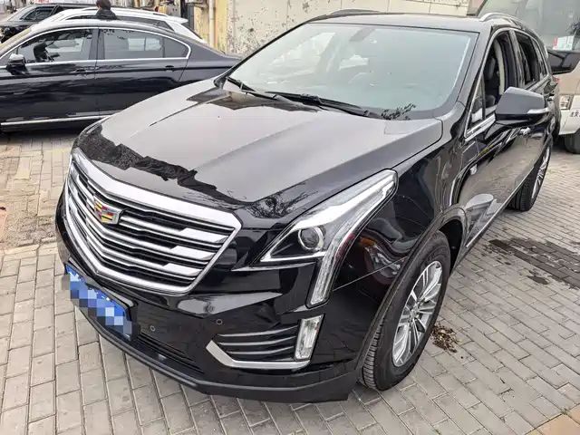 CADILLAC XT5