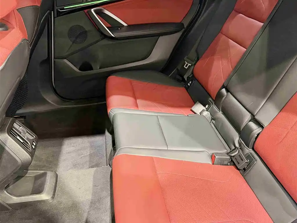 BMW X1 2023 sDrive20Li X Design Package фото 13