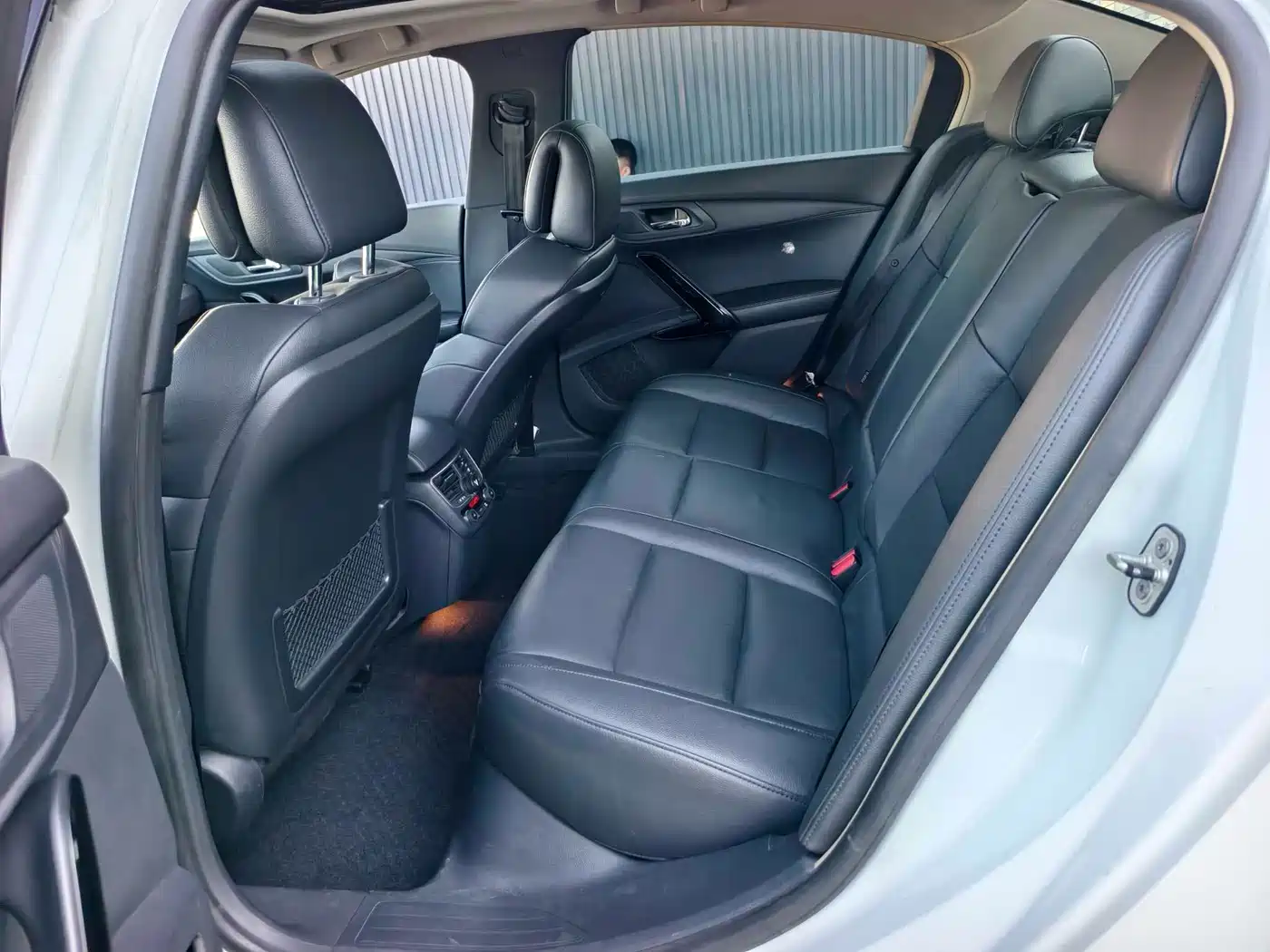 Peugeot 508 2012 2.0L Automatic Luxury Edition фото 8