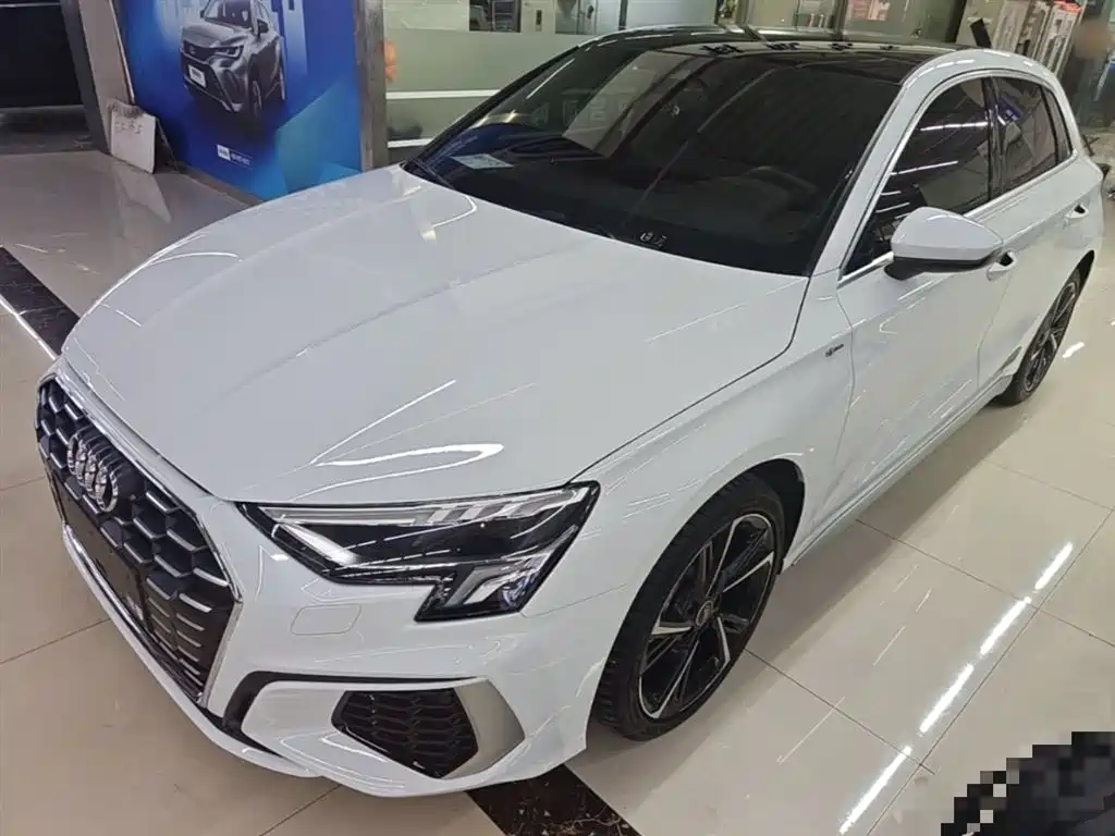 Audi A3 2024 Model Sportback 35 TFSI Fashion Sport