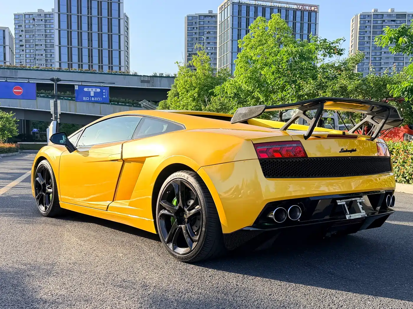 Lamborghini Gallardo 2012 LP 560-4 Gold Edition фото 5