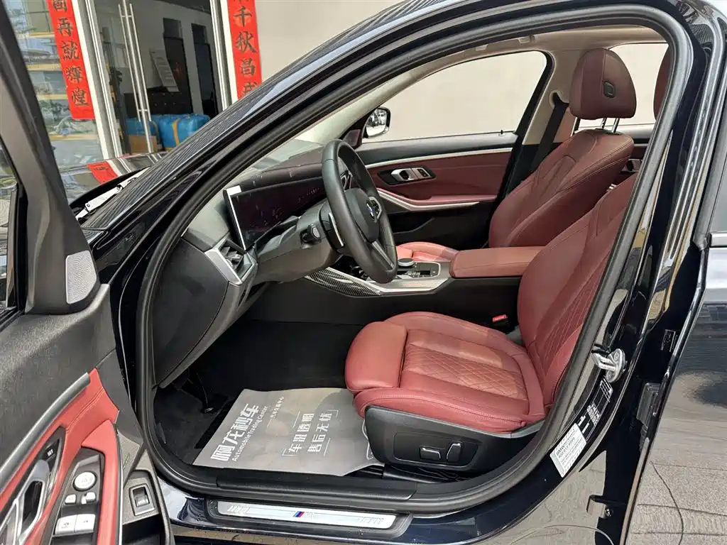 BMW 3 Series 2024 325Li M Sport Shadowline Package фото 9