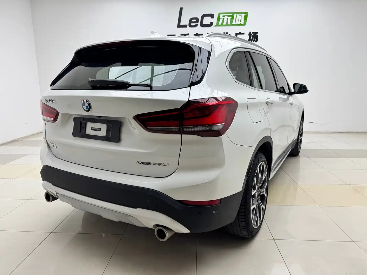 BMW X1 2020 xDrive25Li Premium Edition фото 16