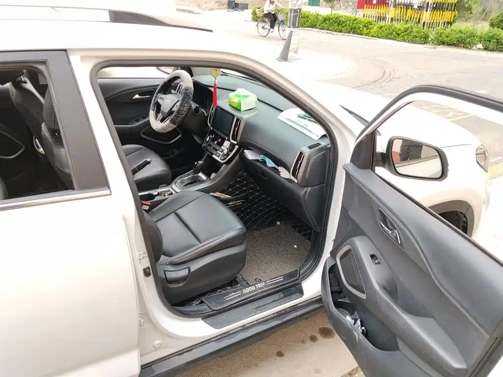 Hyundai Beijing Hyundai ix35 2019 2.0L Automatic 2WD Zhiyong·Enjoy China V фото 20