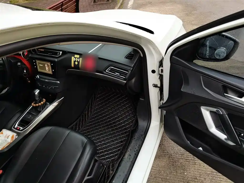 Peugeot 408 2014 1.8L Automatic Luxury Edition фото 20
