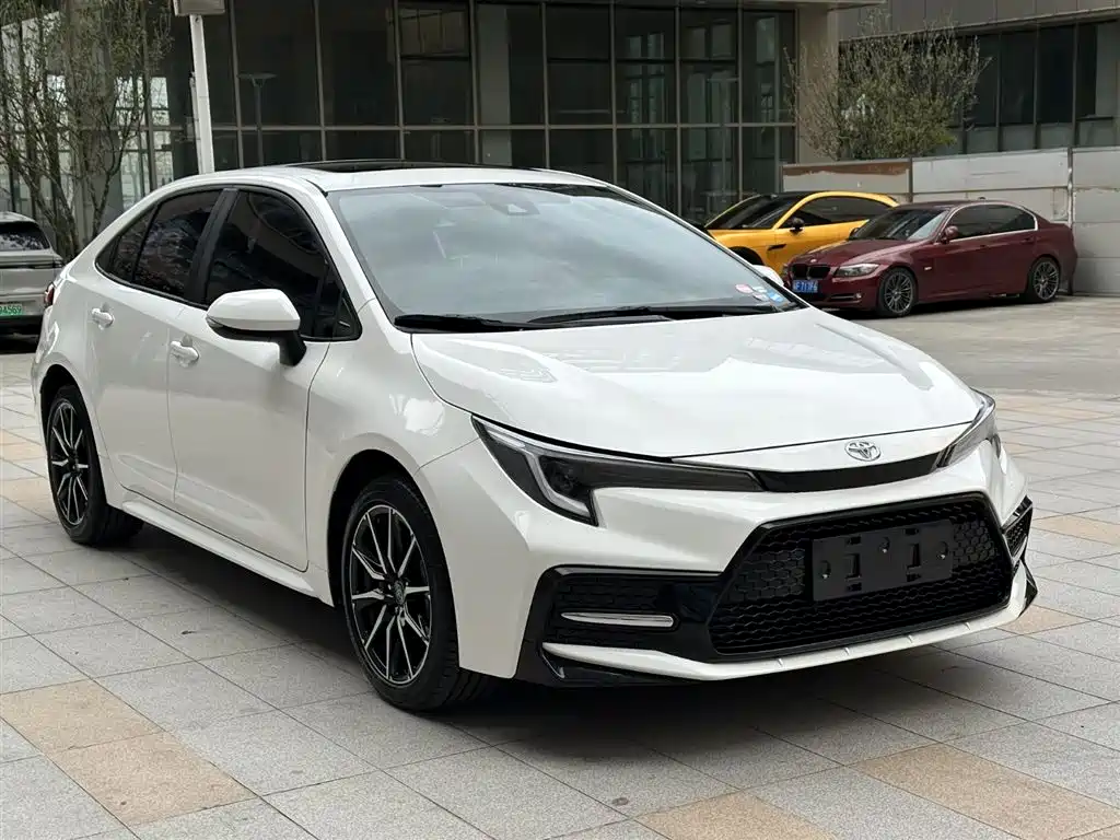 Toyota Levin 2024 185T CVT Sport Edition фото 5