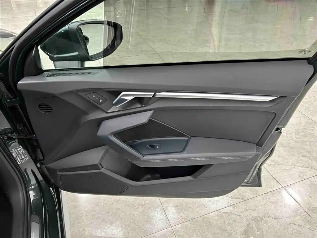 Audi A3 2023 A3L Limousine 35 TFSI Fashion Sport фото 12