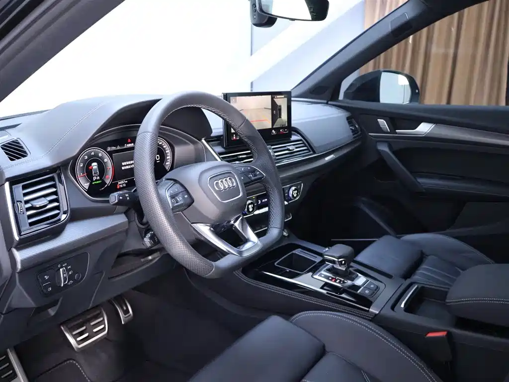 Audi Q5L 2023 45T Luxury Dynamic фото 11