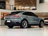 Photo 13 - Porsche Cayenne
