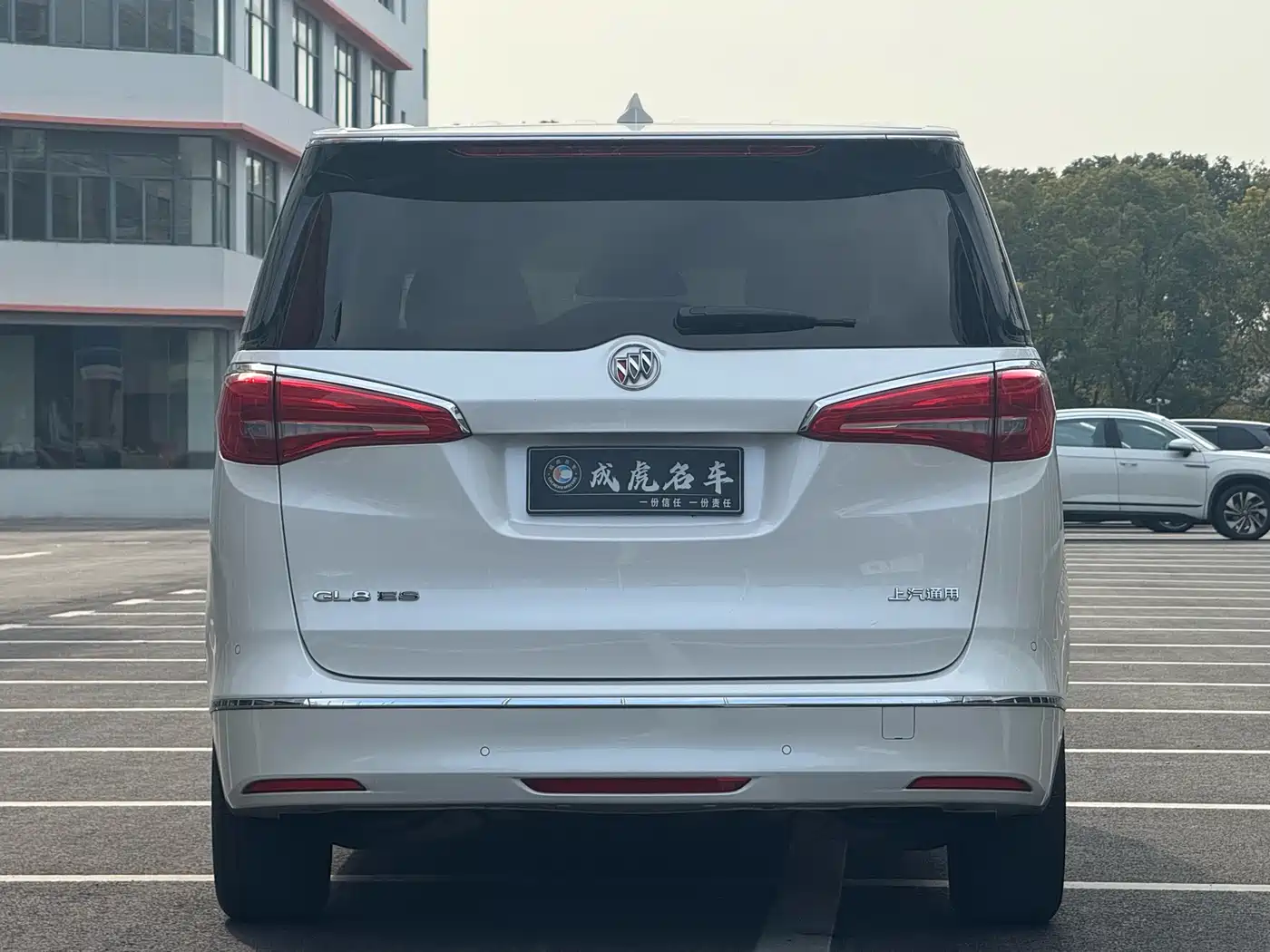 Buick GL8 2017 ES 28T Comfort Type China V фото 5