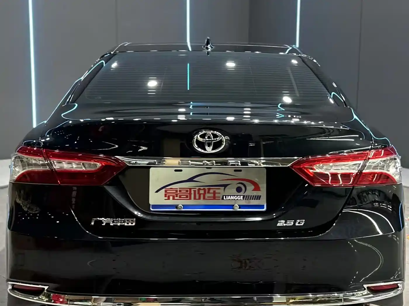 Toyota Camry 2023 2.5G Luxury Edition фото 7