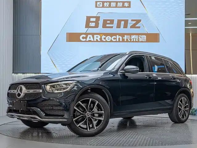 MERCEDES-BENZ GLC