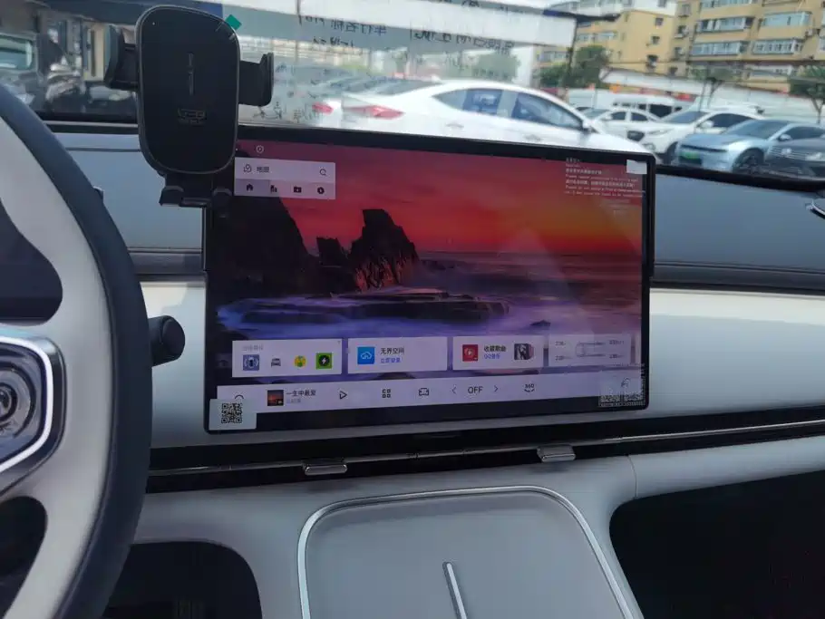 Geely Galaxy Galaxy Starship 7 EM-i 2025 2025 Model 120km Explorer+ Edition