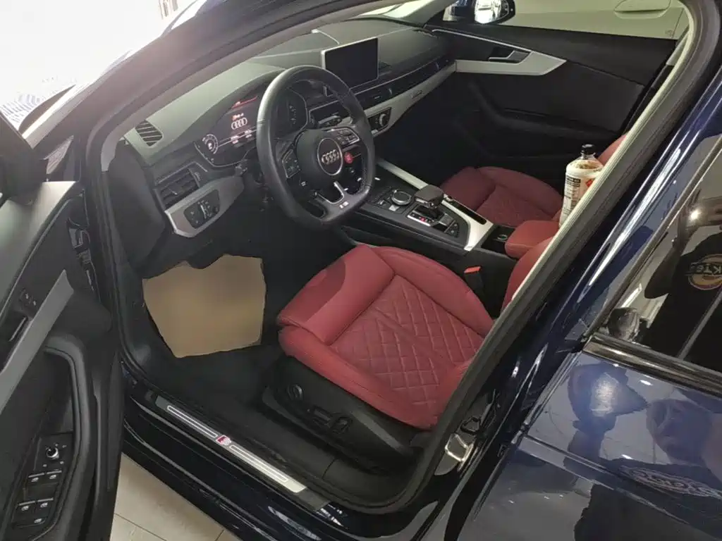 Audi A4 (Import) 2020 2020 Avant Pioneer 40 TFSI Fashion Dynamic