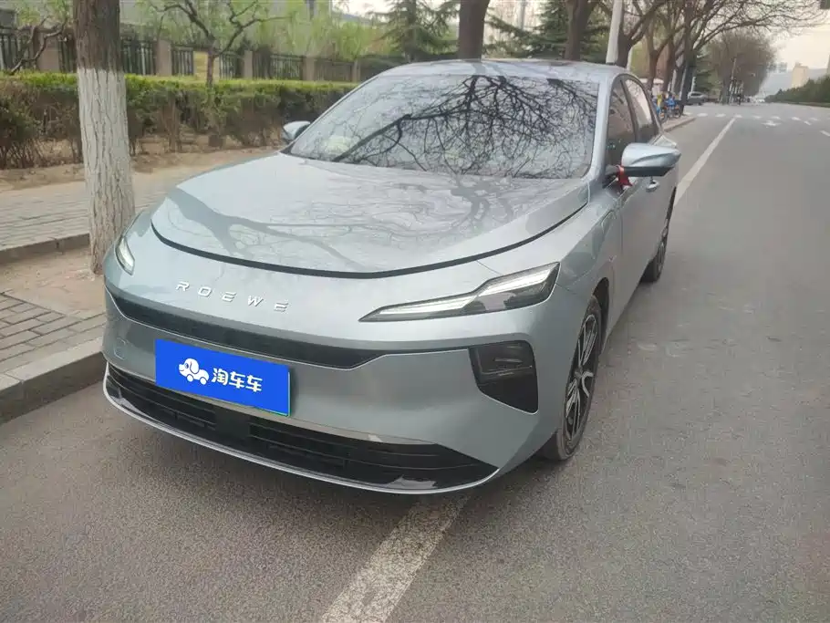 ROEWE D6