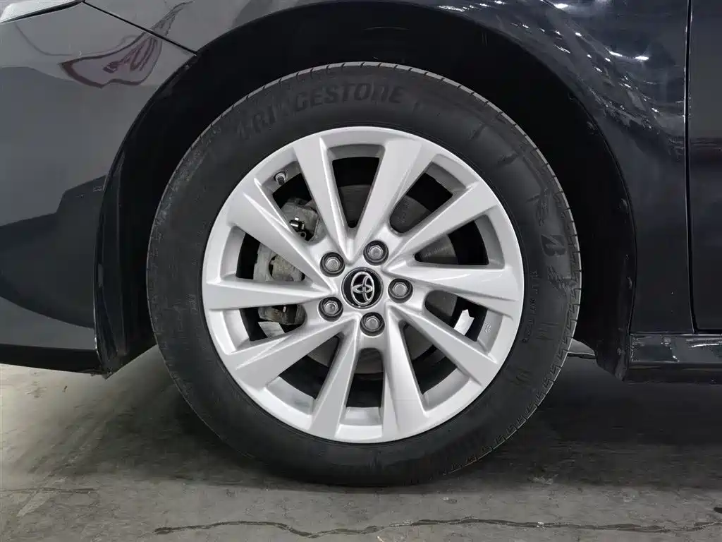 Toyota Camry 2021 2.0G Luxury Edition фото 17