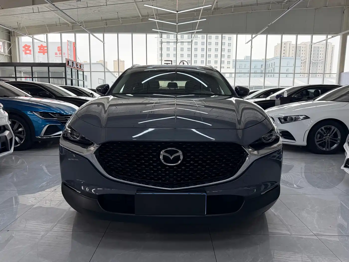 Фото 2 - Mazda CX-30
