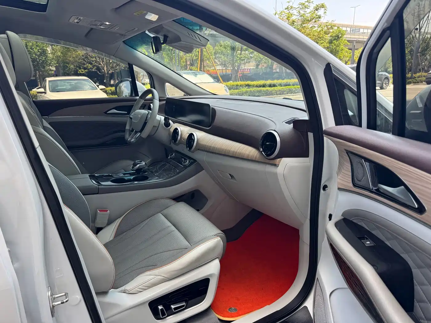 Dongfeng Fengxing Fengxing Yacht 2023 2022 1.5T DCT Wave Chaser Edition