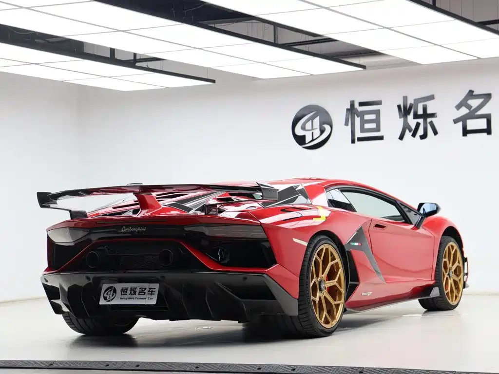 Lamborghini Aventador 2013 2011 LP 700-4