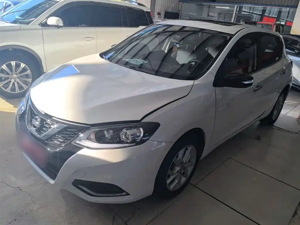 Nissan Tiida 2024 1.6L CVT Smart Drive Edition