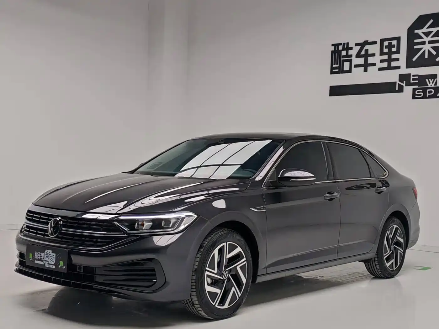 Volkswagen Sagitar 2025 300TSI DSG Surpass Edition