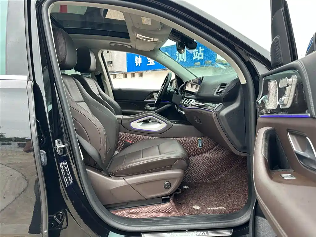 Mercedes-Benz GLS 2021 GLS 450 4MATIC Fashion фото 16