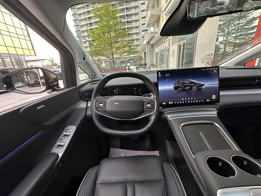 XIAOPENG X9