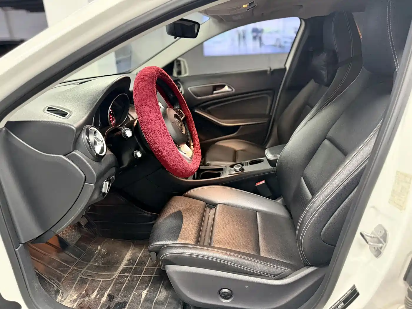 Mercedes-Benz GLA 2019 GLA 200 Dynamic фото 10