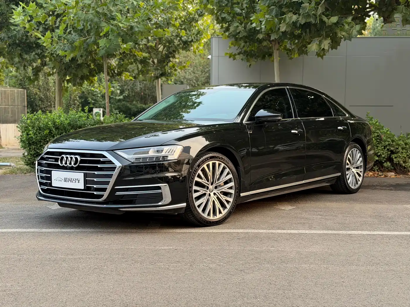Photo 1 - Audi A8