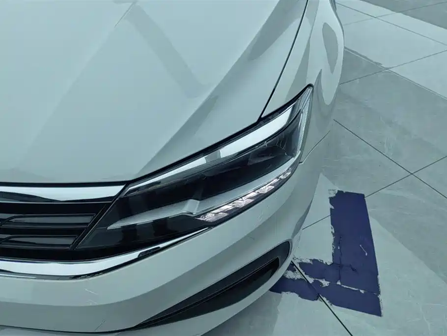 Volkswagen Lamando 2021 230TSI DSG Fashion Edition фото 5