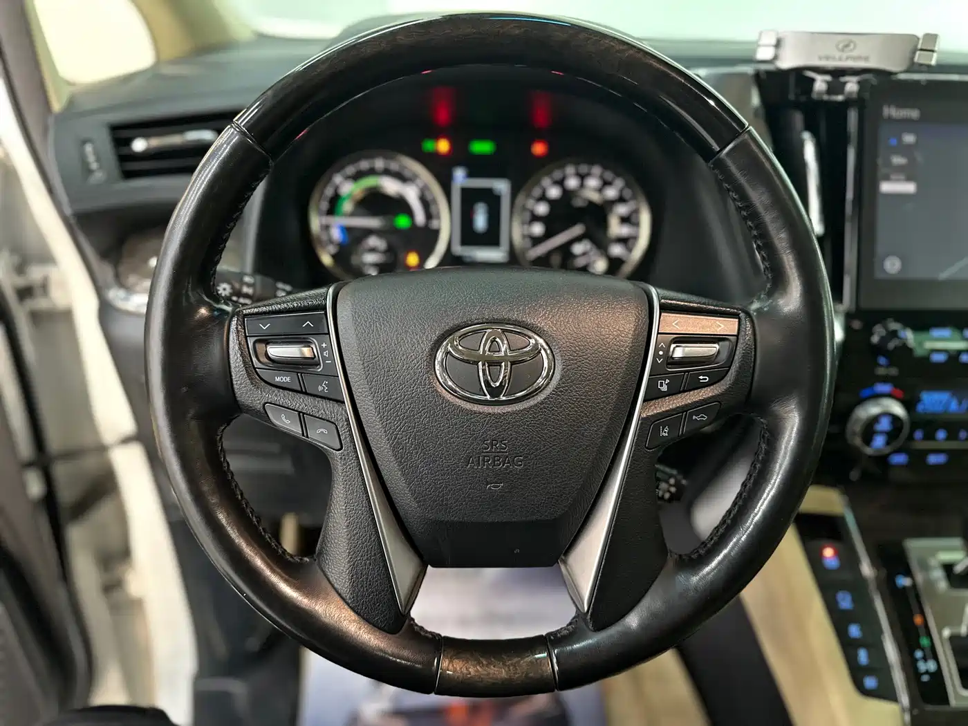 Toyota Vellfire 2021 Crown Hybrid 2.5L HV Premium Edition фото 11