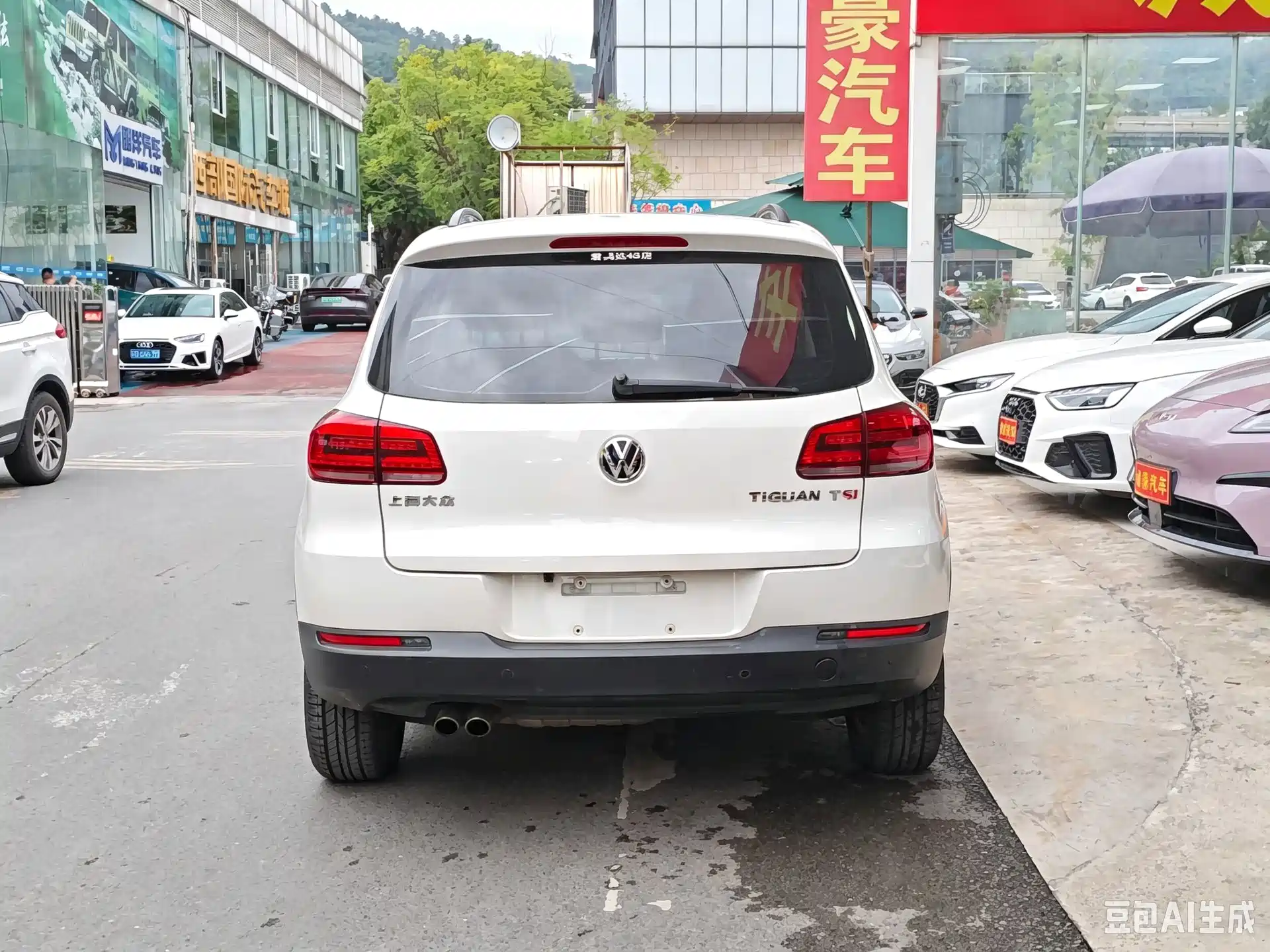 Фото 9 - Volkswagen Tiguan