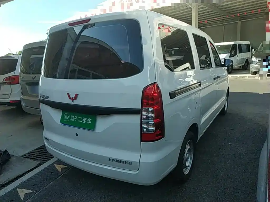 Wuling Motors Wuling Hongguang V 2024 2022 1.5L Power Take Edition Electric Power Steering LAR