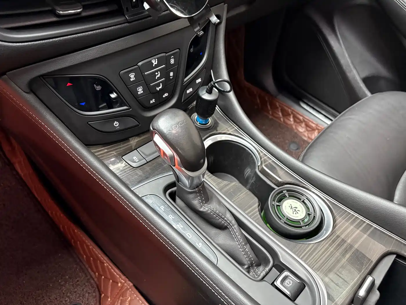 Buick Envision Plus 2019 20T 2WD Elite Type China V фото 9