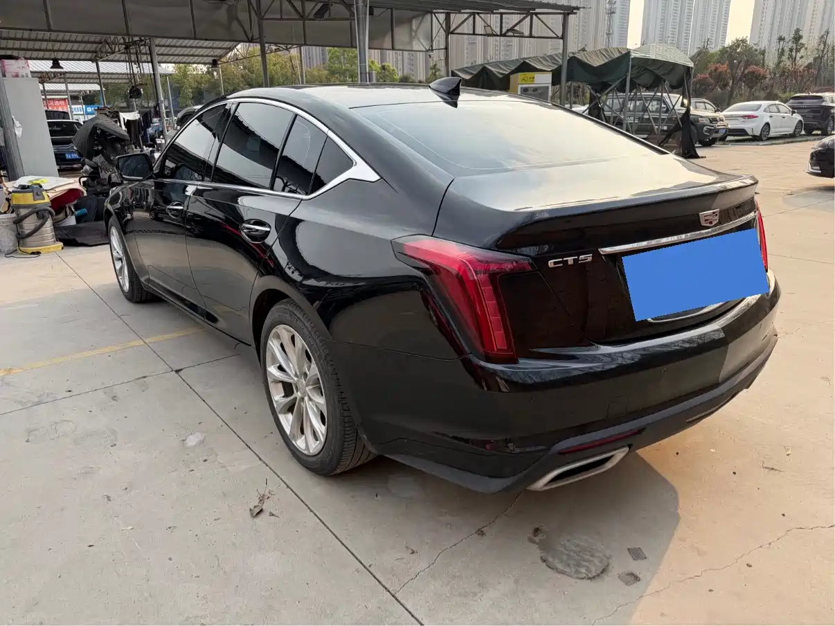 CADILLAC CT5