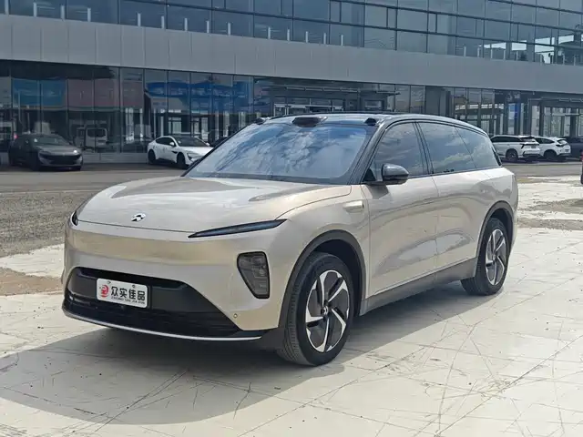 NIO ES8 2023 75kWh Executive Edition