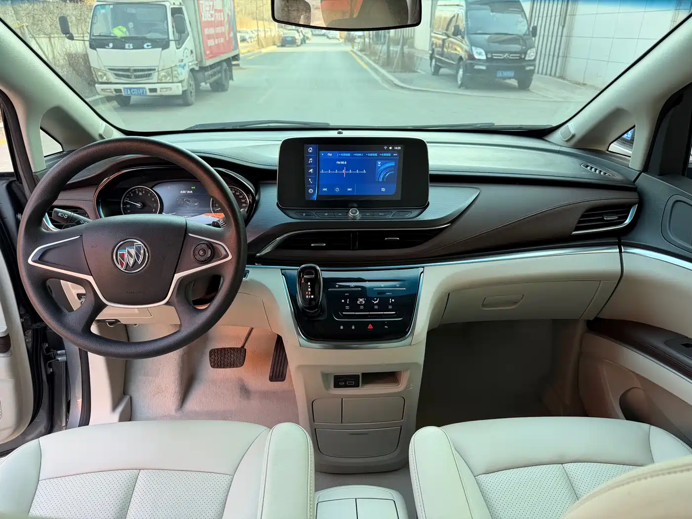 BUICK GL8