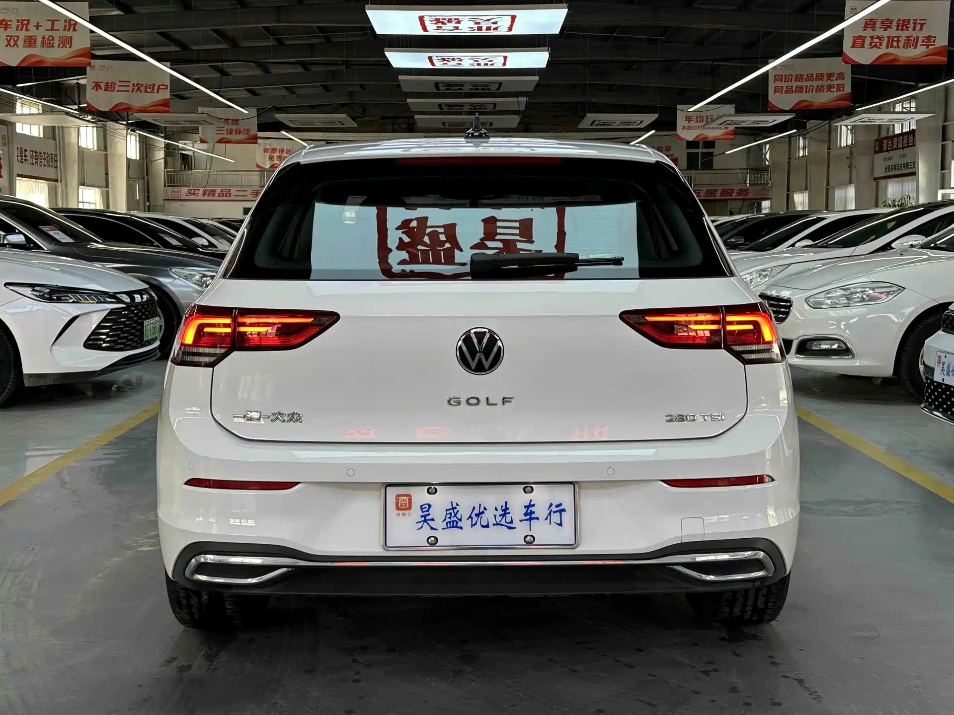 Фото 7 - Volkswagen Golf