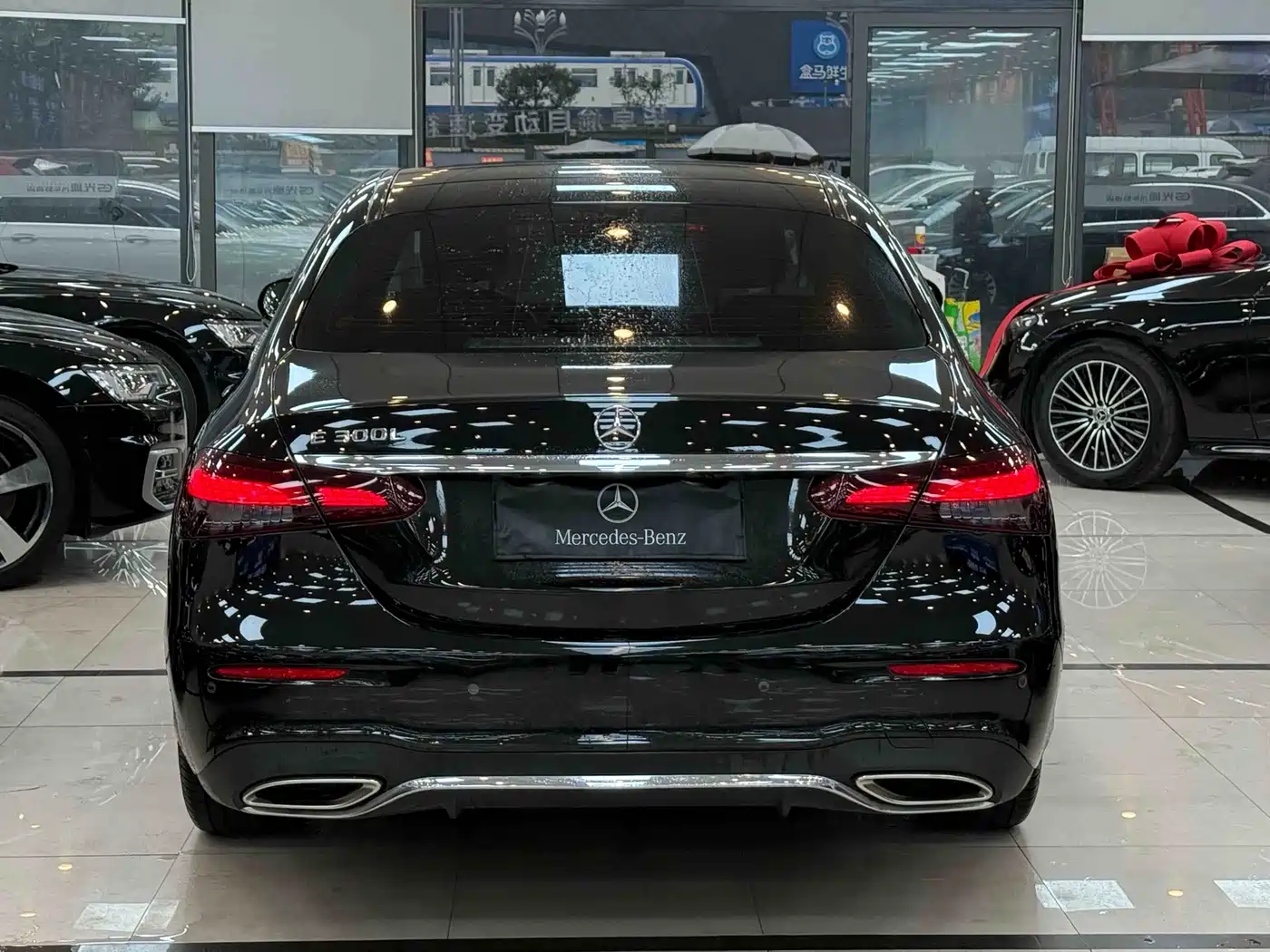 MERCEDES-BENZ E CLASS