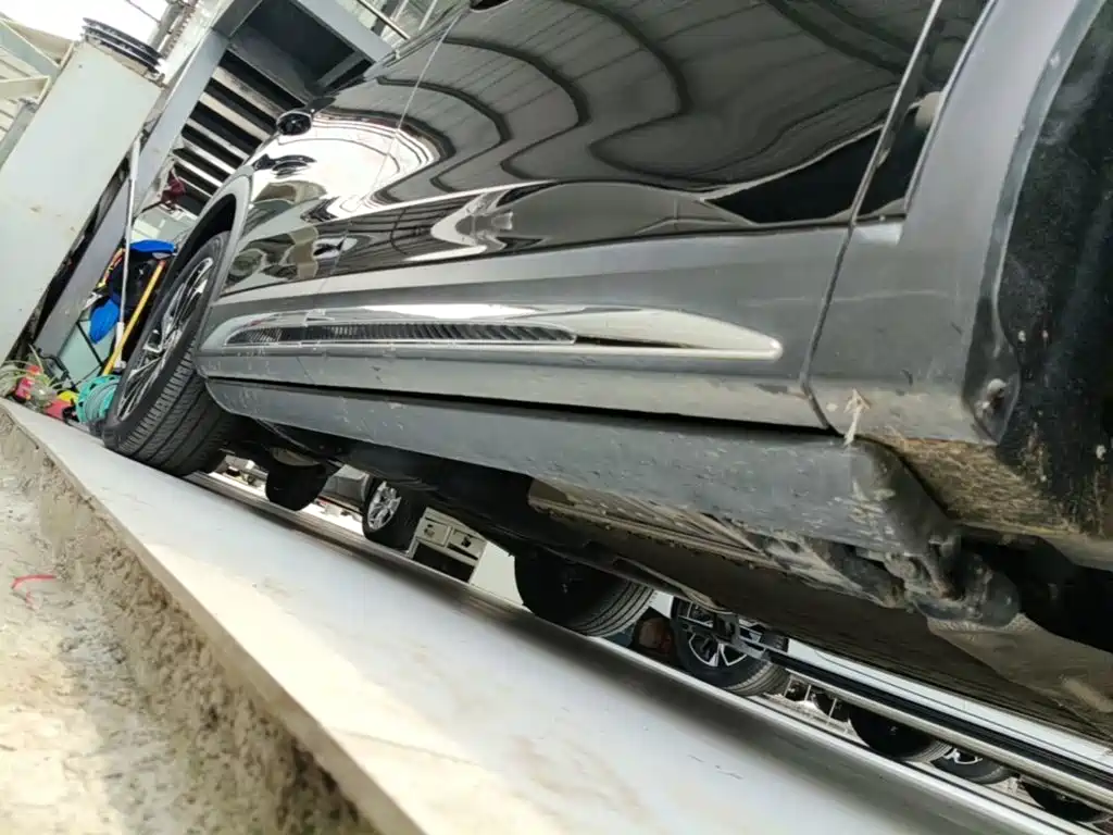 Hongqi HS7 PHEV 2025 2024 2.0T PHEV 4WD Flagship Edition 6-seater