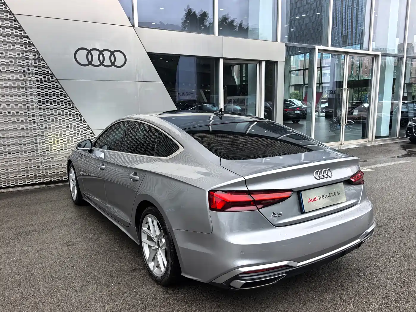 Audi A5 (Import) 2021 Sportback 40 TFSI Fashion Dynamic фото 4