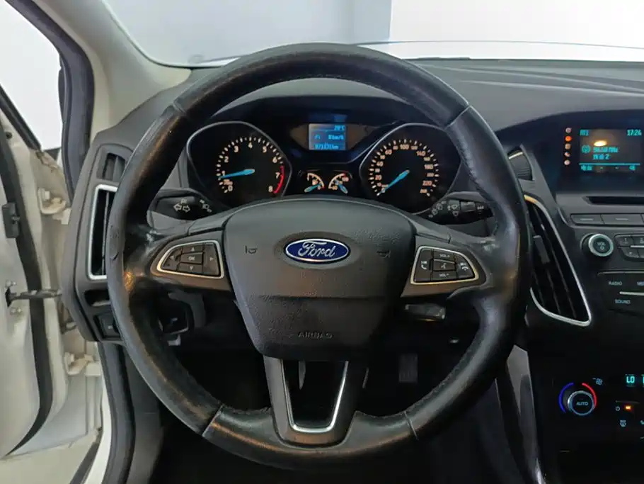 Photo 15 - Ford Focus