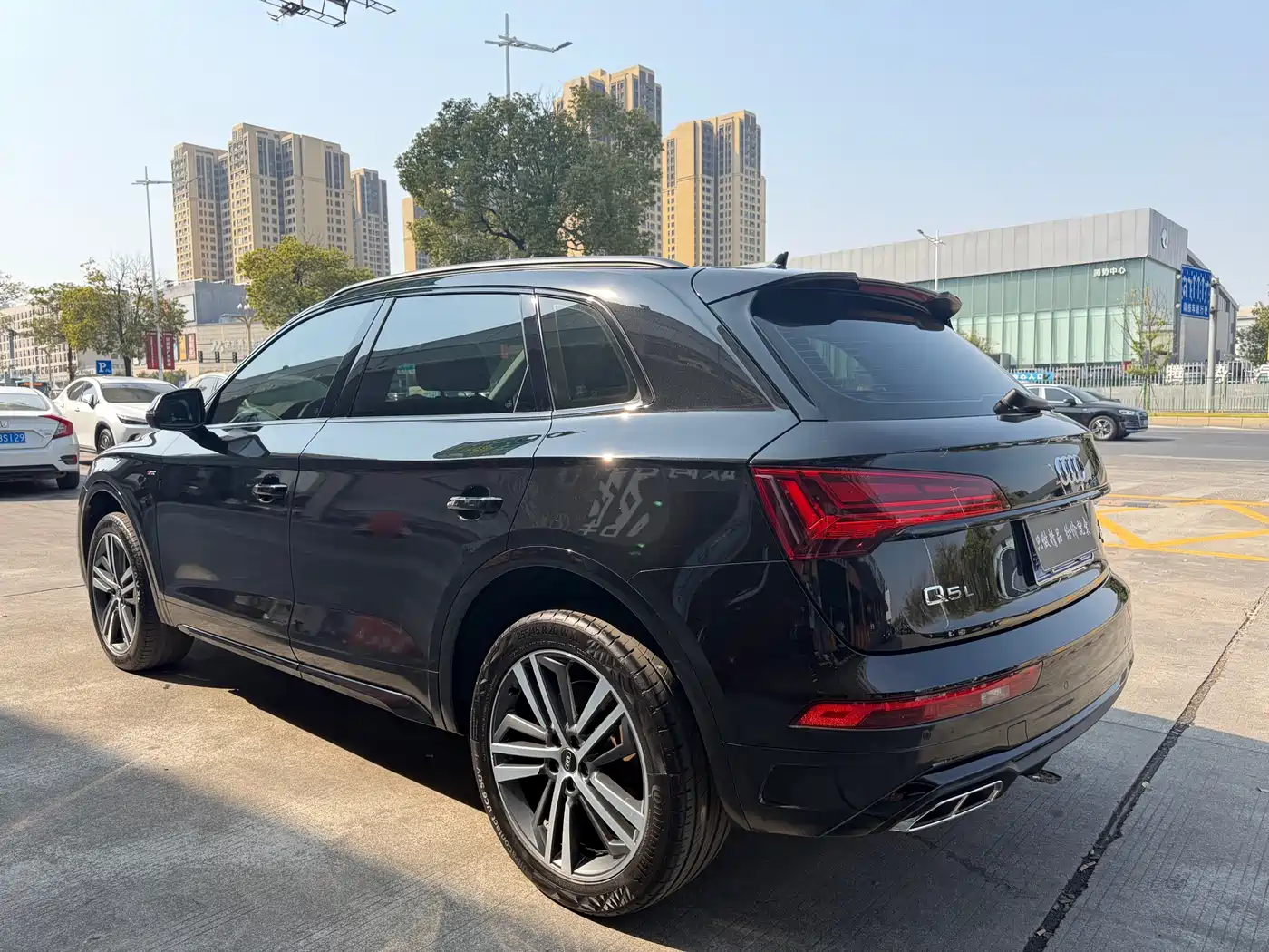 Audi Q5L 2022 40T Luxury Dynamic фото 11